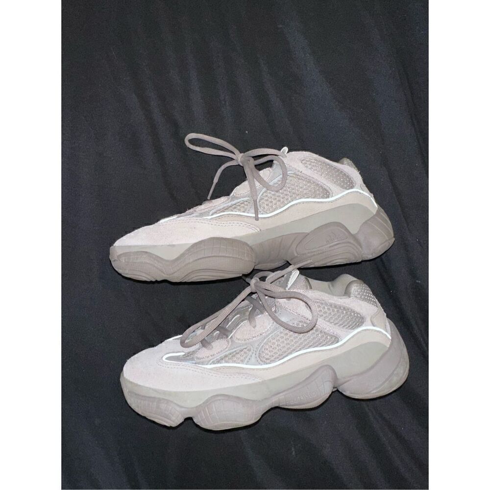 US SIZE 6.5 adidas YEEZY 500 light gray